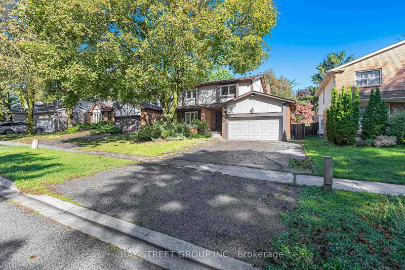 16 Innisbrook Crescent