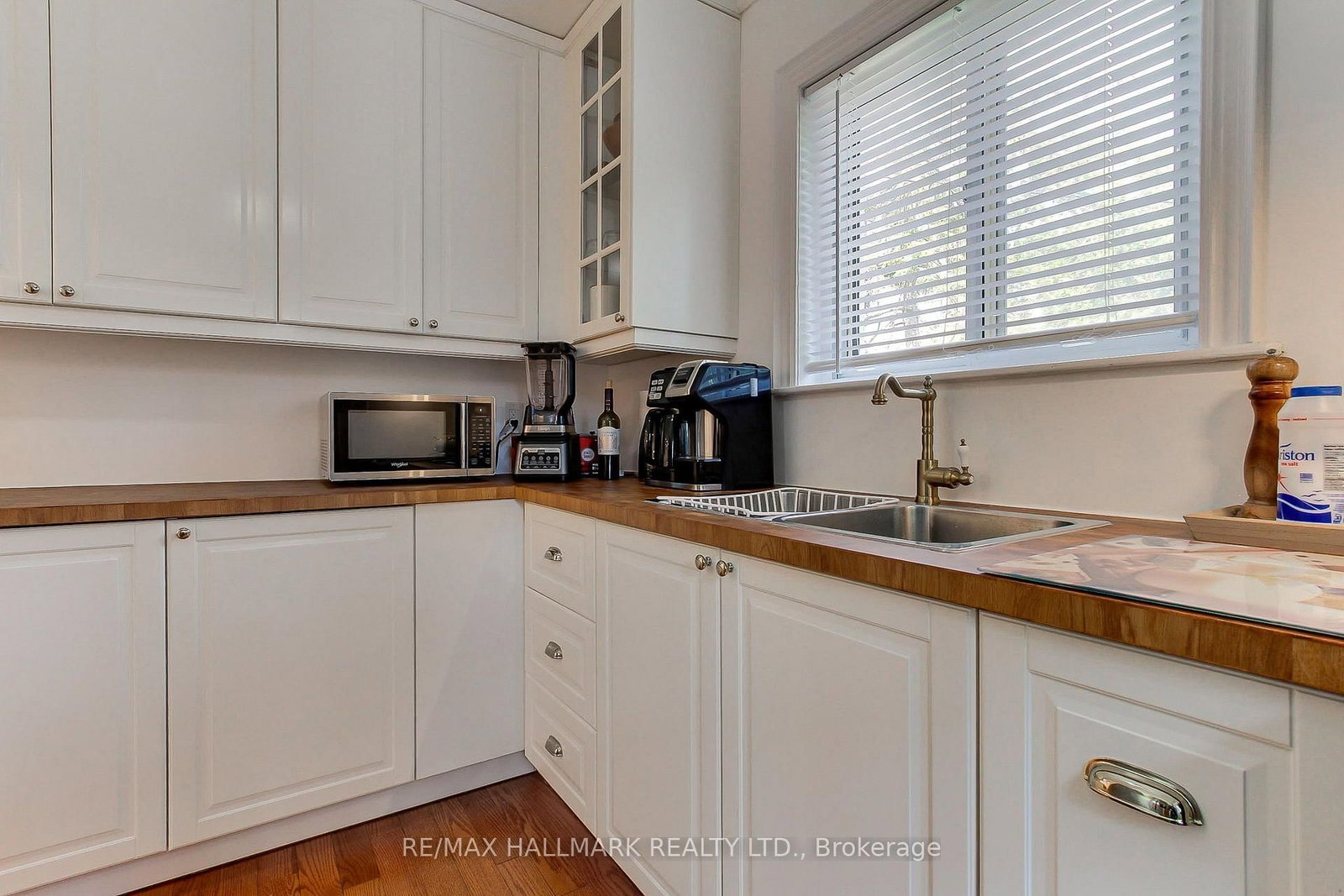 339 Neal Drive • Richmond Hill, ON photo 15