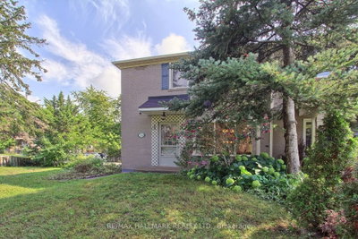 339 Neal Drive • Richmond Hill, ON photo 4