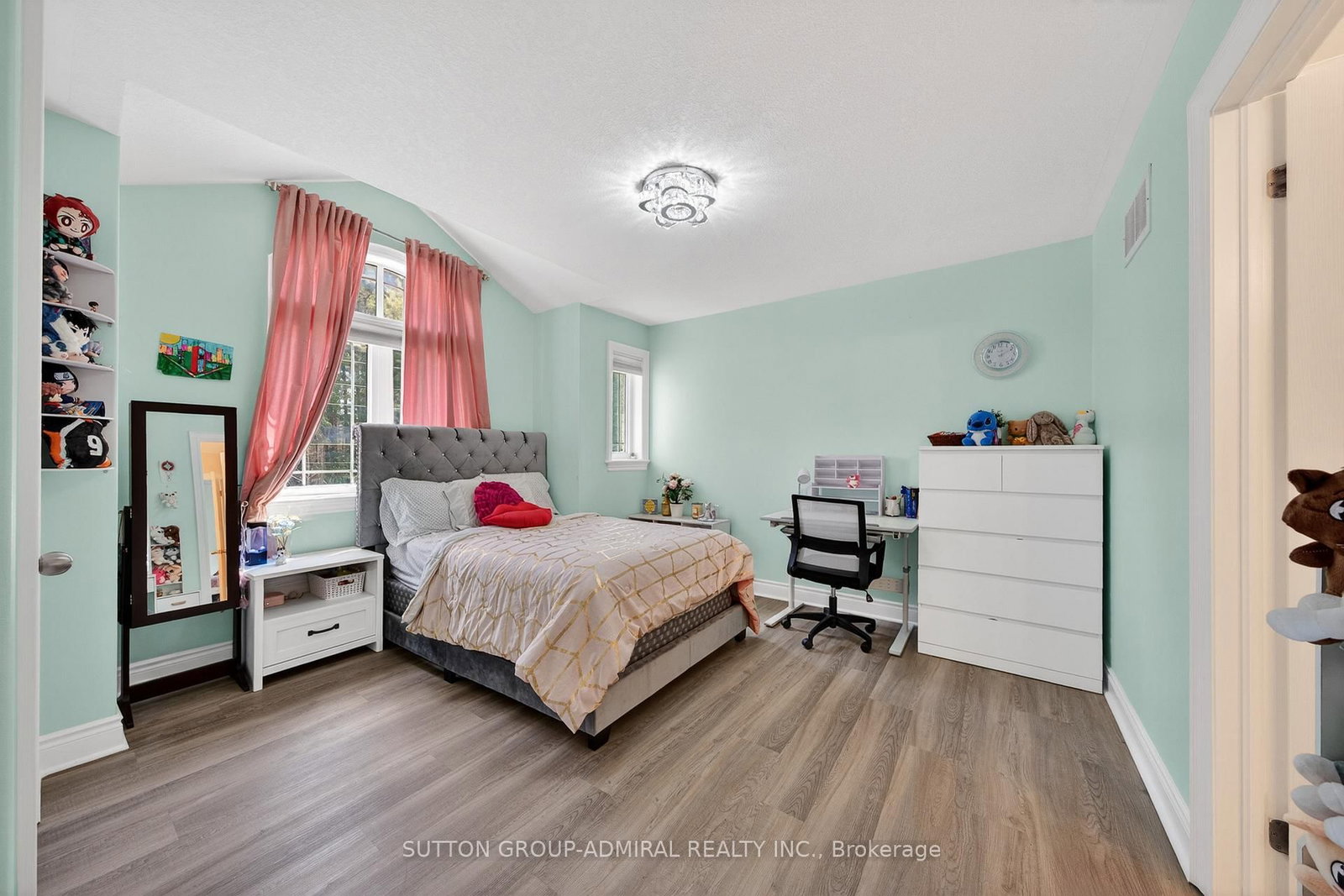121 Centre Street • Essa, ON photo 22