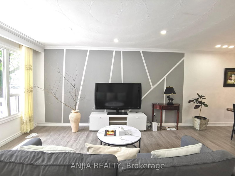 Main - 442 Bonita Court