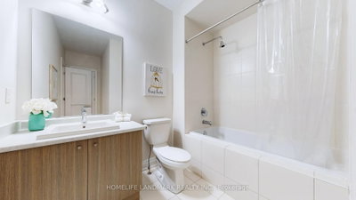 393 William Graham Drive • Aurora, ON photo 8