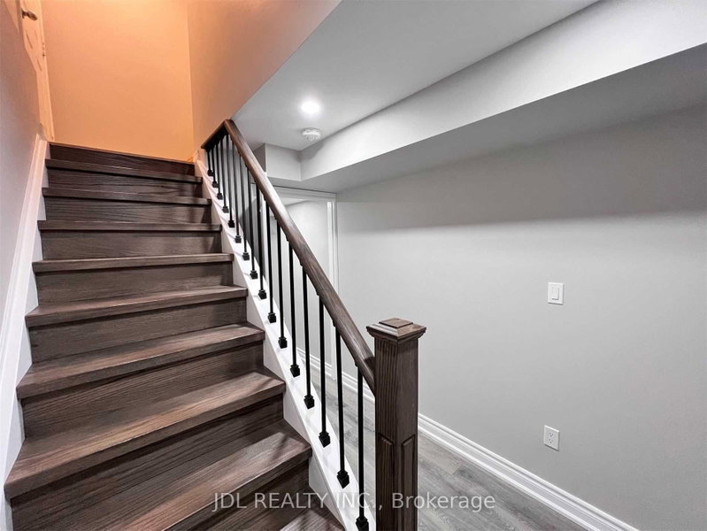Bsmt - 43 Portage Avenue