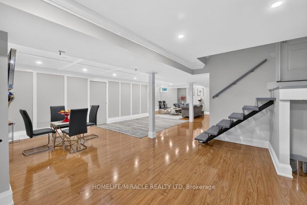 109 Vipond Way • Bradford West Gwillimbury, ON photo 40