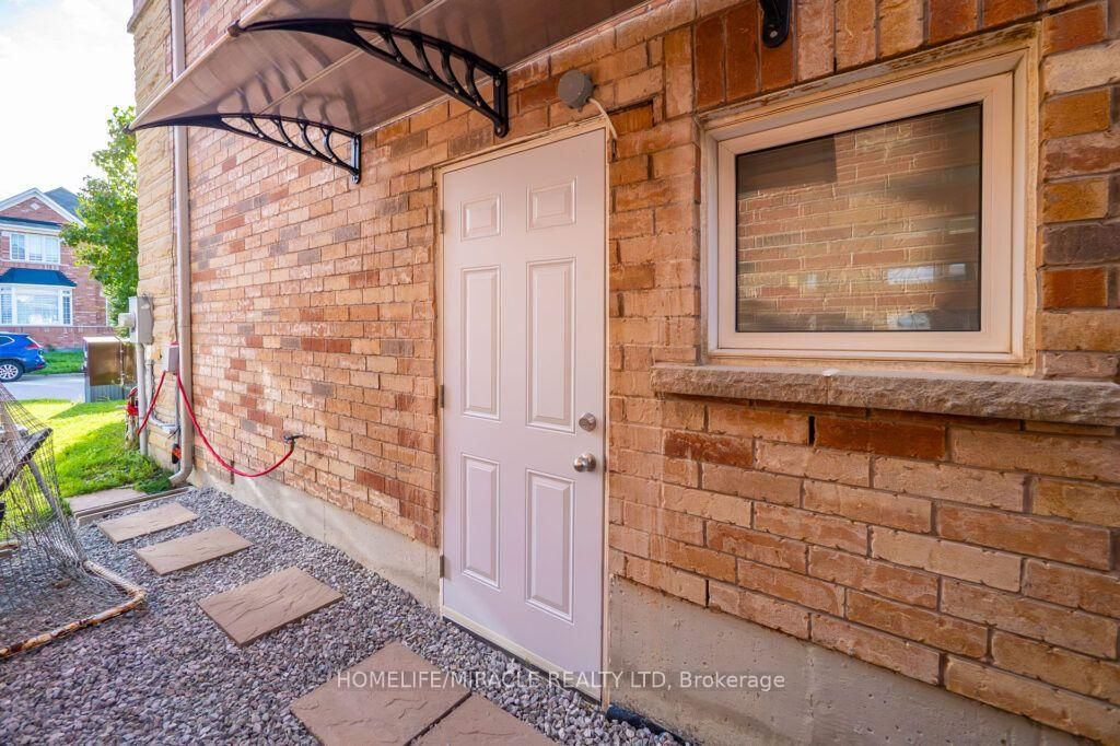 109 Vipond Way • Bradford West Gwillimbury, ON photo 49