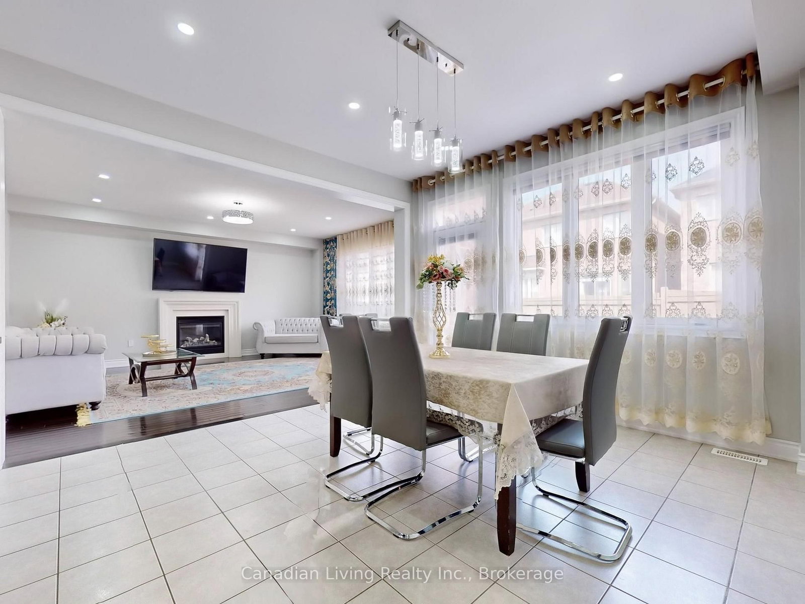 283 John Davis Gate • Whitchurch-Stouffville, ON photo 15