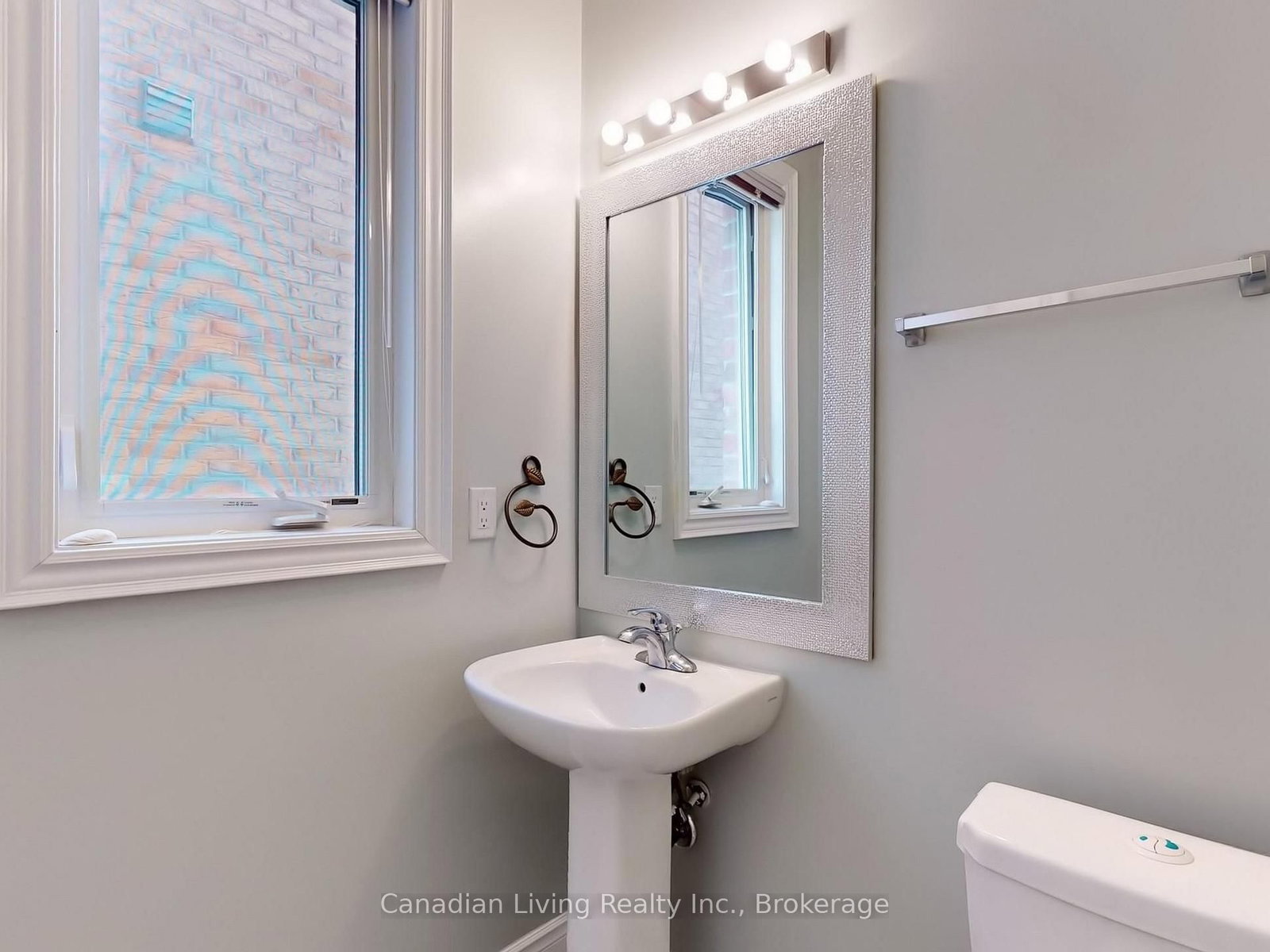 283 John Davis Gate • Whitchurch-Stouffville, ON photo 17