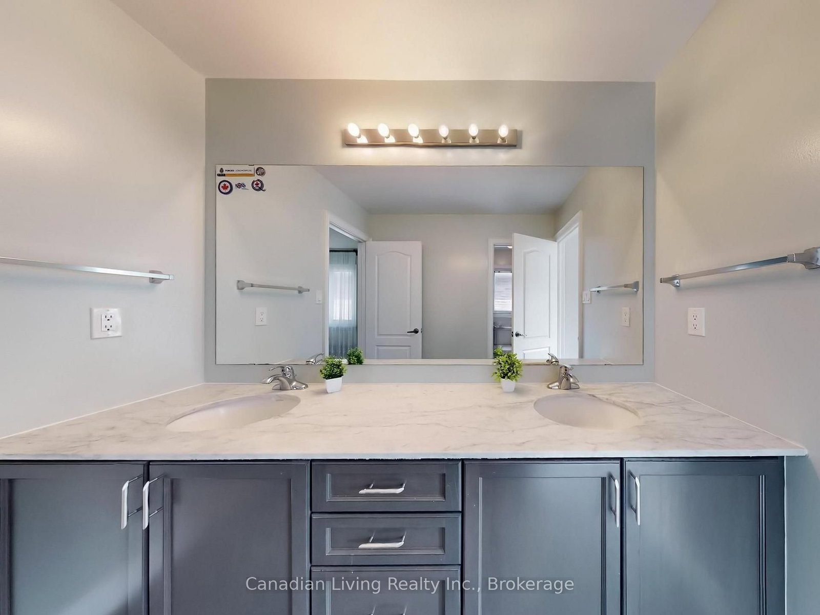 283 John Davis Gate • Whitchurch-Stouffville, ON photo 29