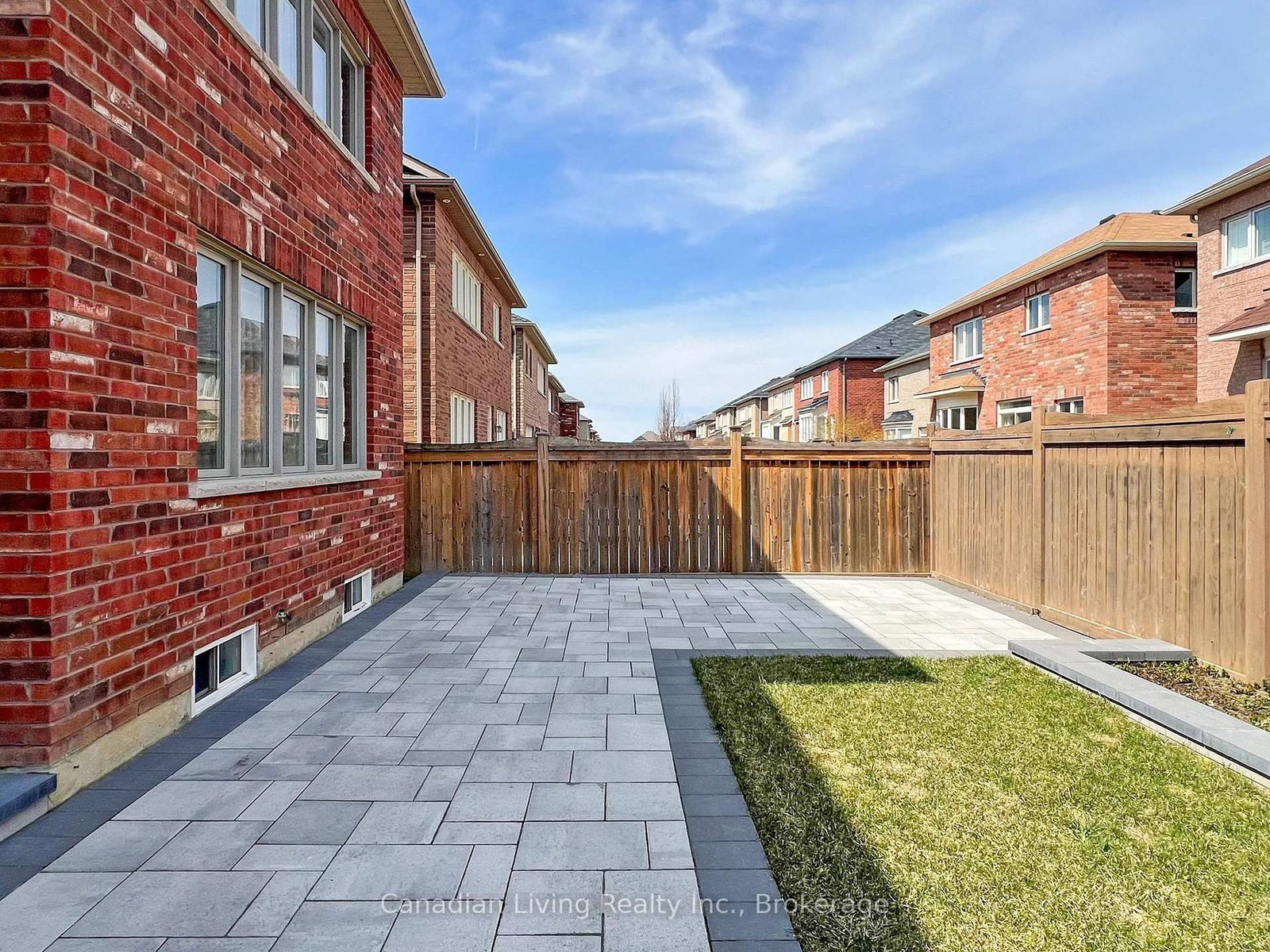 283 John Davis Gate • Whitchurch-Stouffville, ON photo 38