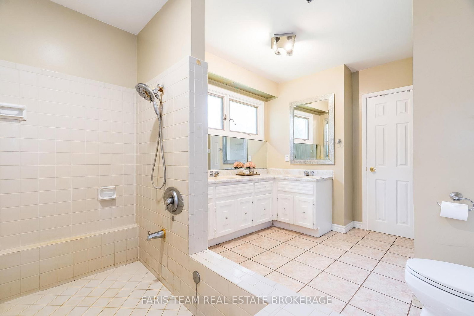 175 South Summit Farm Road • King, ON photo 23