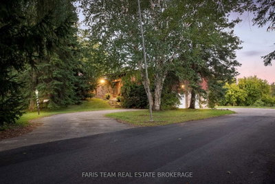 175 South Summit Farm Road • King, ON photo 3