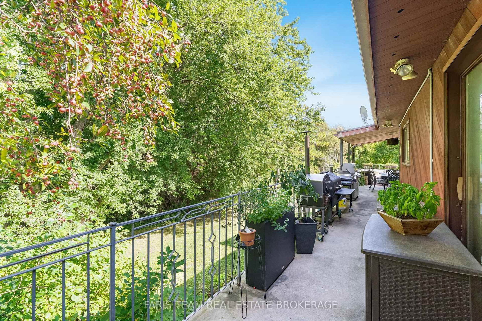 175 South Summit Farm Road • King, ON photo 35