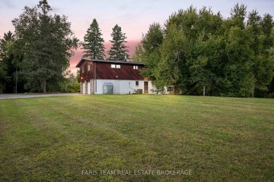 175 South Summit Farm Road • King, ON photo 4