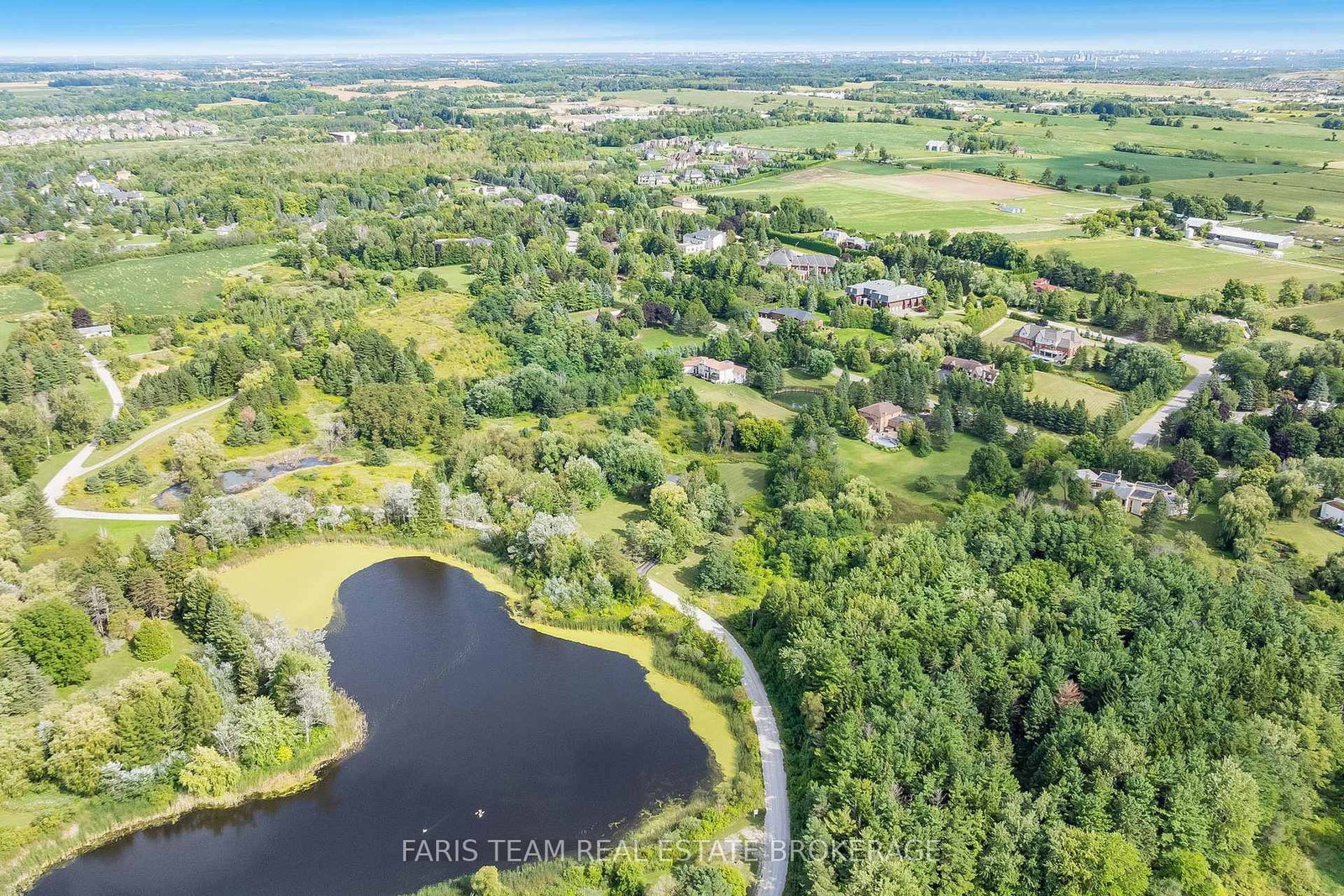 175 South Summit Farm Road • King, ON photo 43