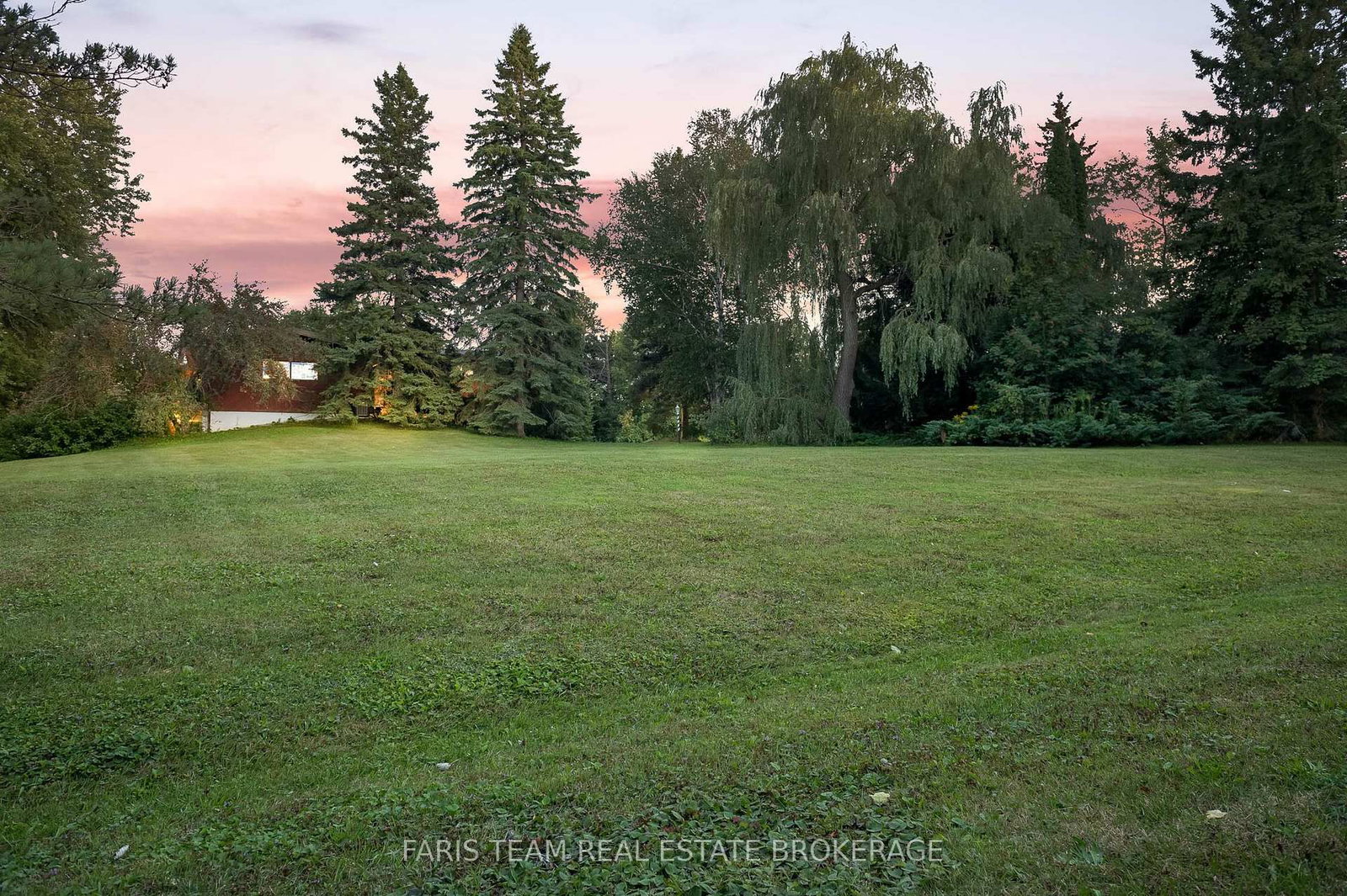 175 South Summit Farm Road • King, ON photo 48