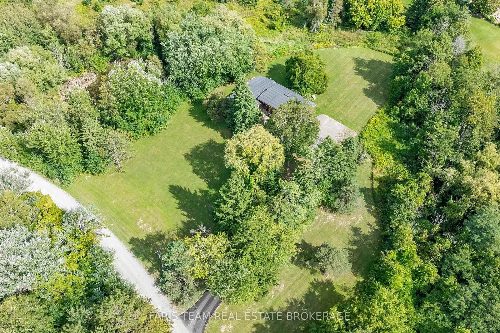 175 South Summit Farm Road • King, ON photo 6