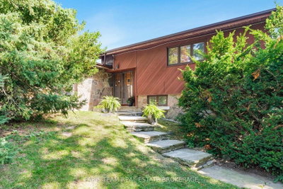 175 South Summit Farm Road • King, ON photo 9