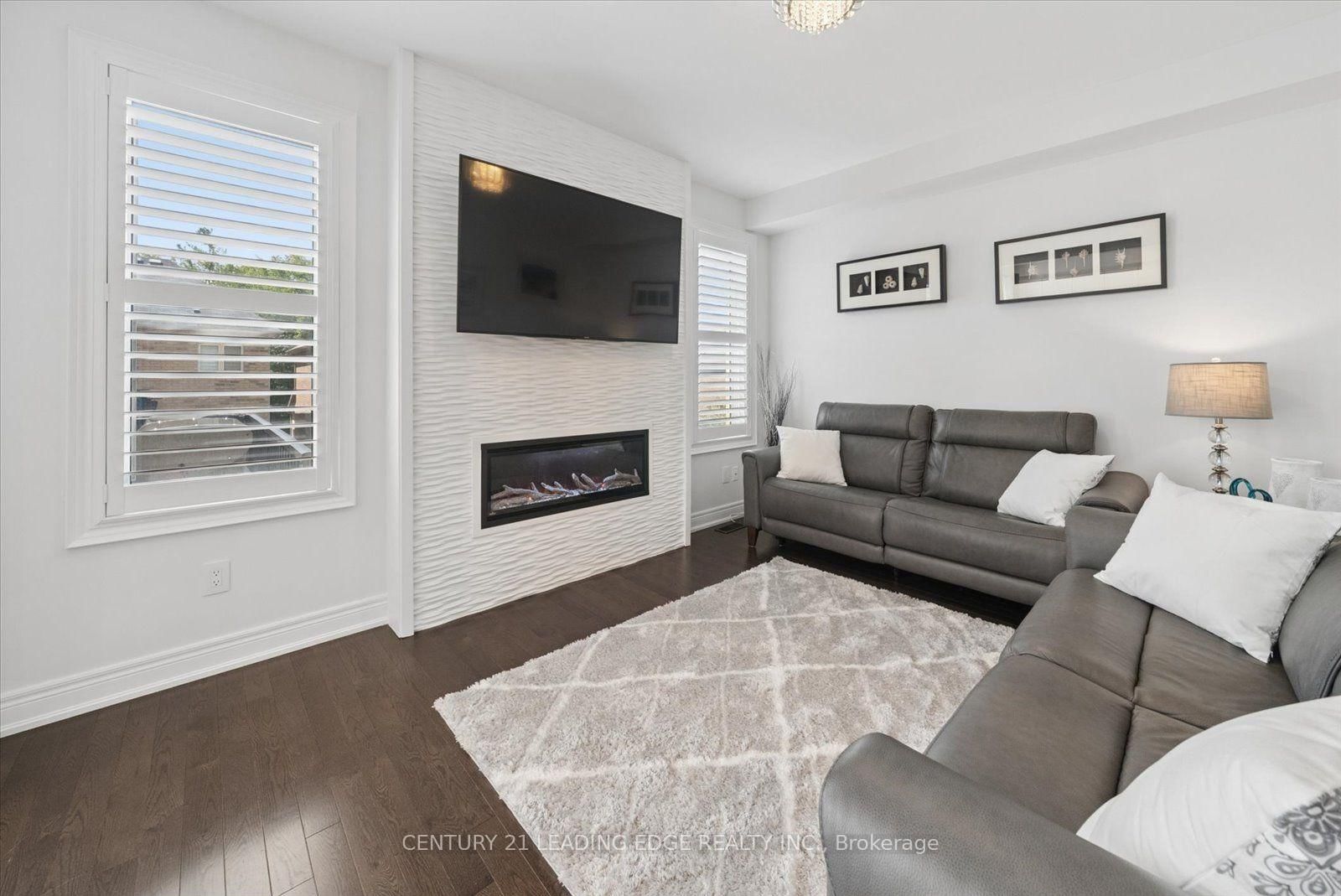 109 Ben Sinclair Avenue • East Gwillimbury, ON photo 11