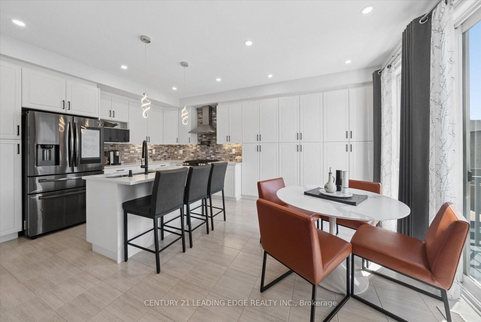 109 Ben Sinclair Avenue • East Gwillimbury, ON photo 13