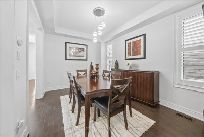109 Ben Sinclair Avenue • East Gwillimbury, ON photo 9