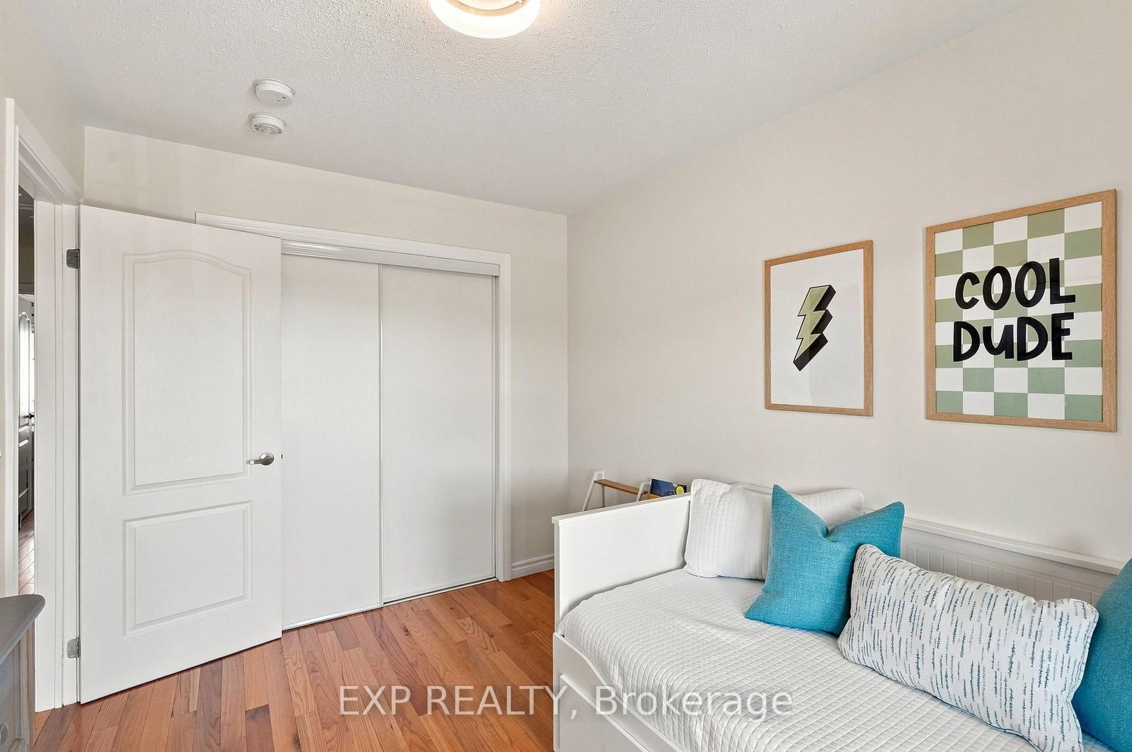 128 Chessington Avenue • East Gwillimbury, ON photo 32