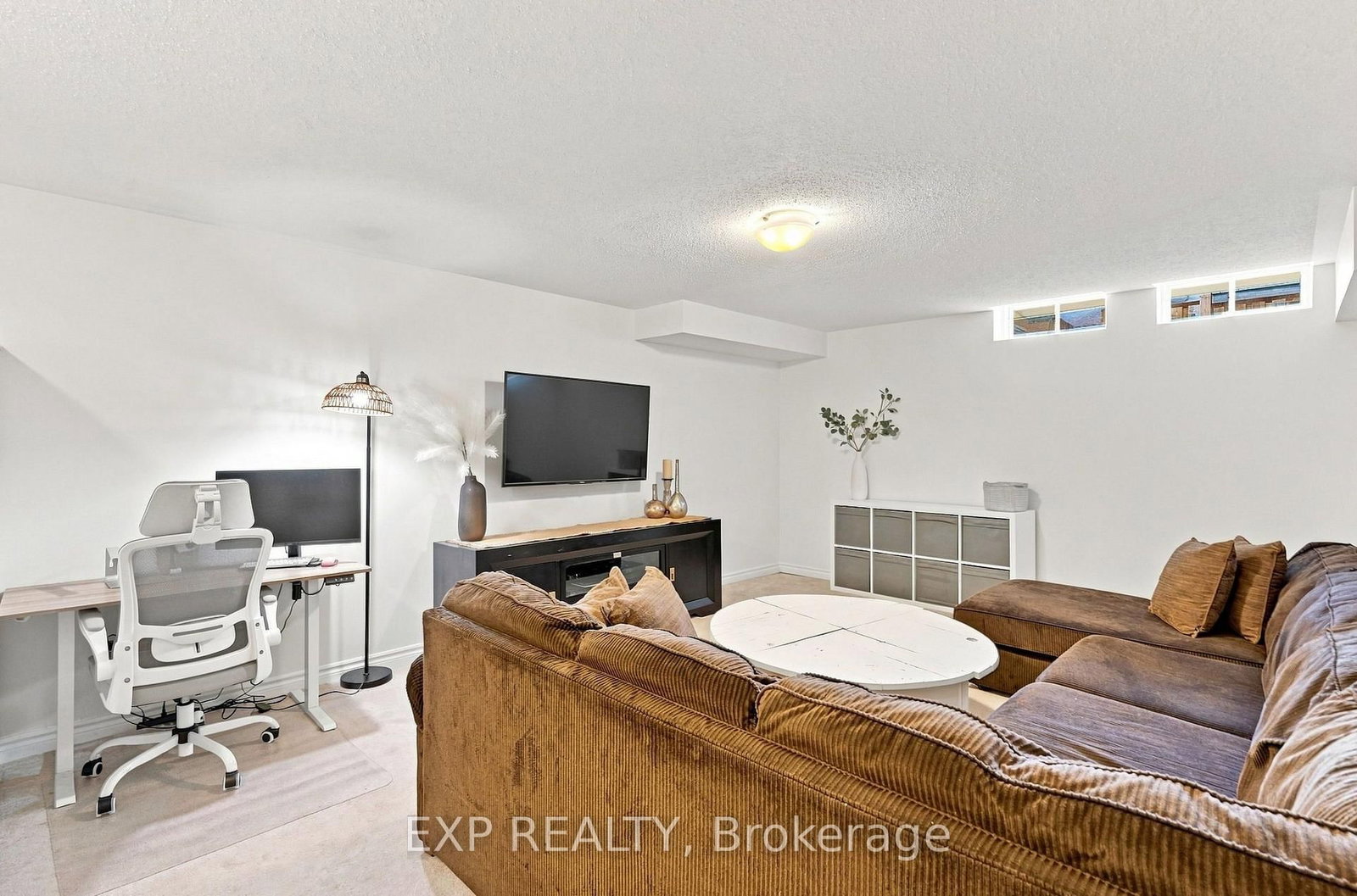 128 Chessington Avenue • East Gwillimbury, ON photo 39