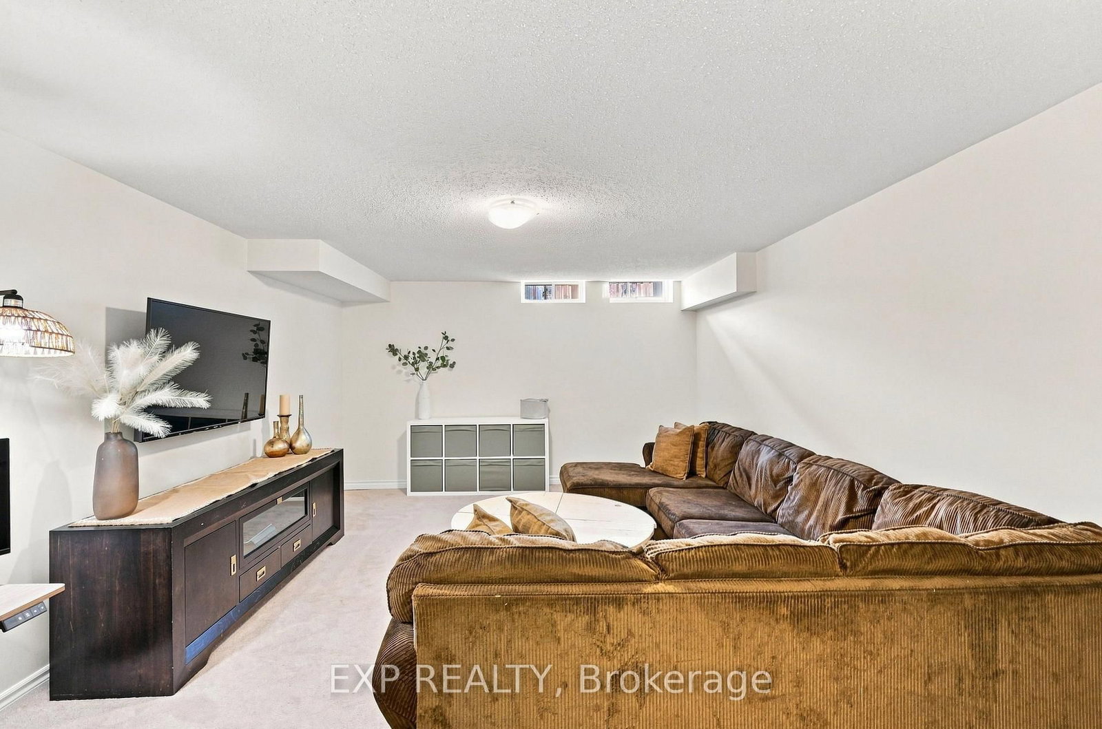 128 Chessington Avenue • East Gwillimbury, ON photo 40