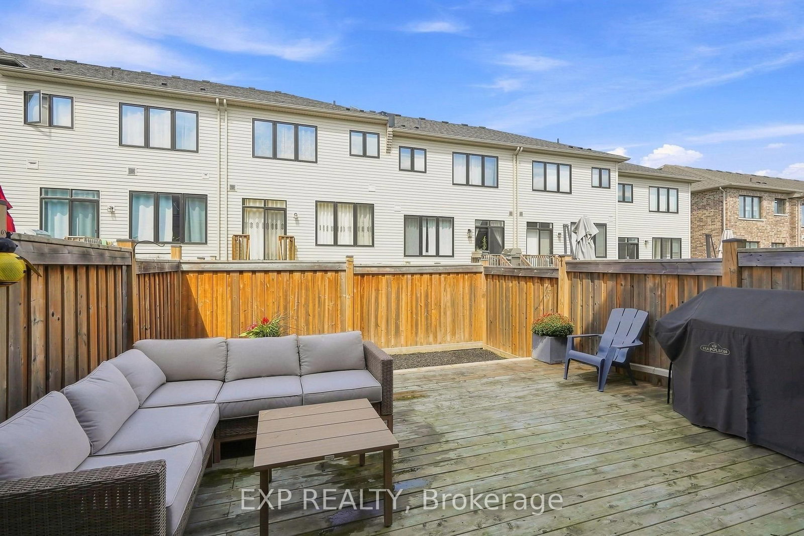 128 Chessington Avenue • East Gwillimbury, ON photo 42