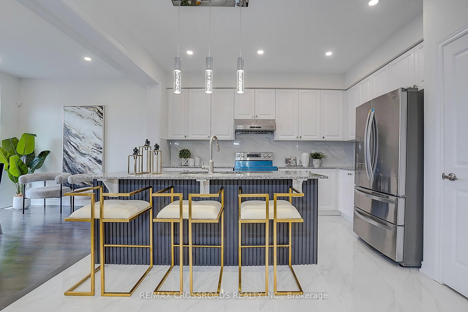 37 Mccague Avenue • Richmond Hill, ON photo 11