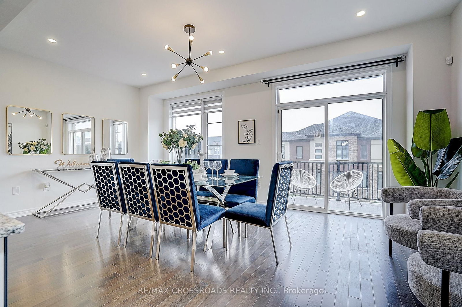 37 Mccague Avenue • Richmond Hill, ON photo 17
