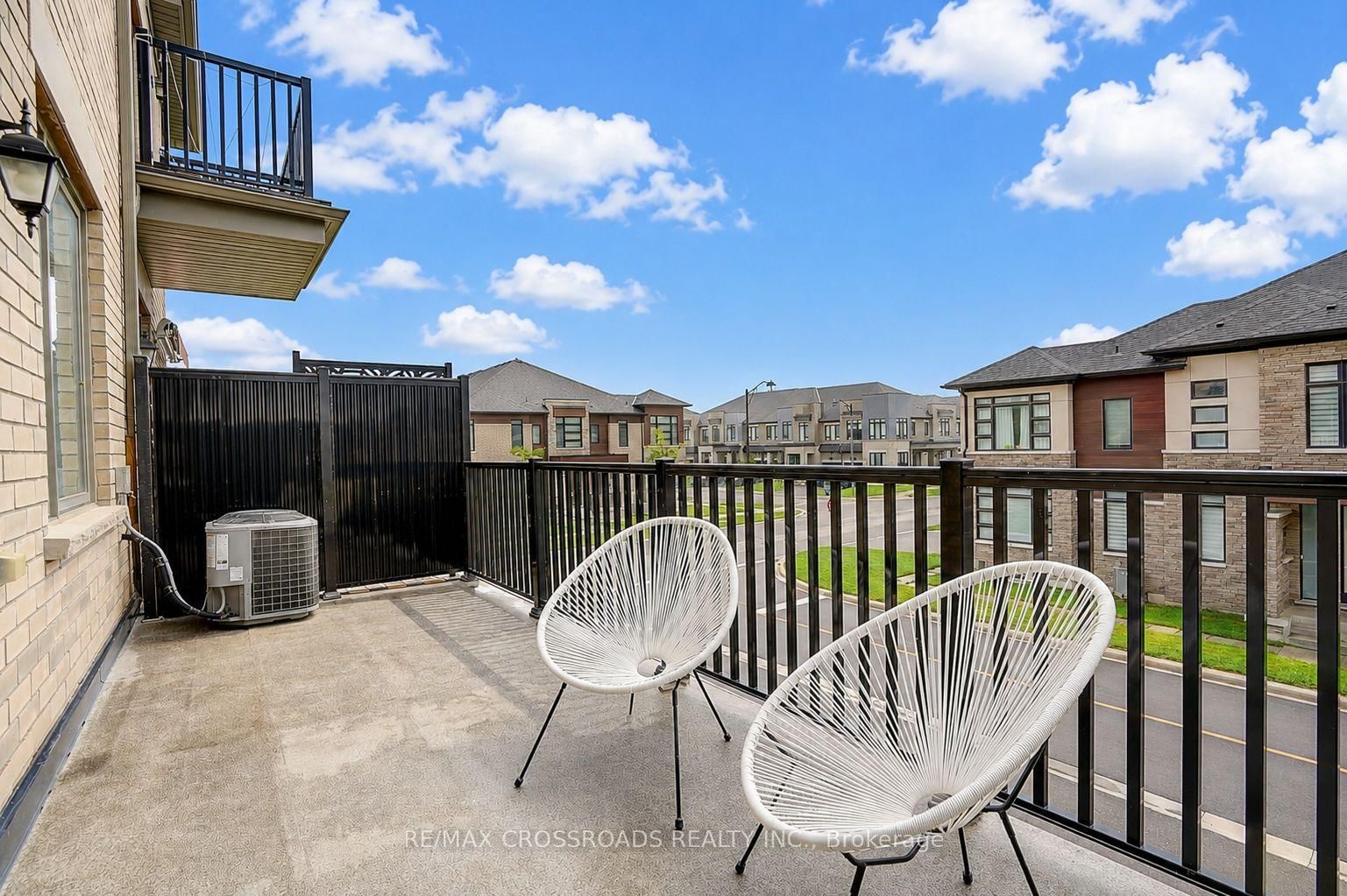 37 Mccague Avenue • Richmond Hill, ON photo 21