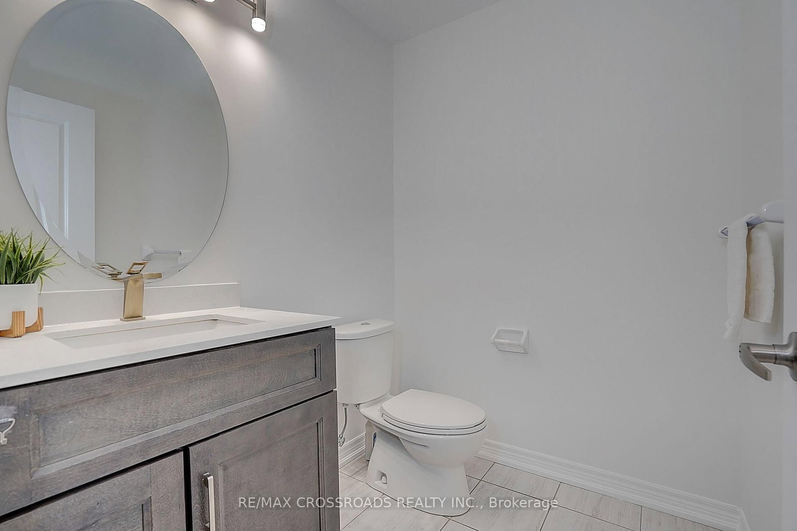 37 Mccague Avenue • Richmond Hill, ON photo 28