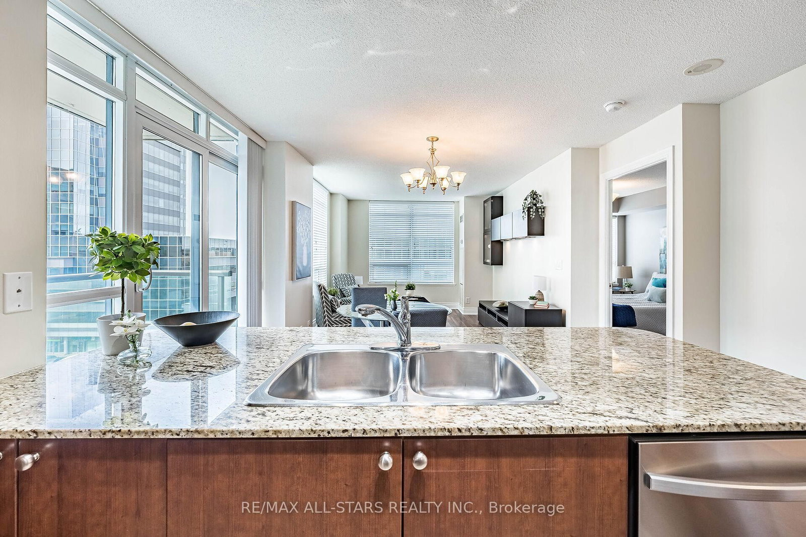 32 Clegg Road • #806 • Markham, ON photo 13