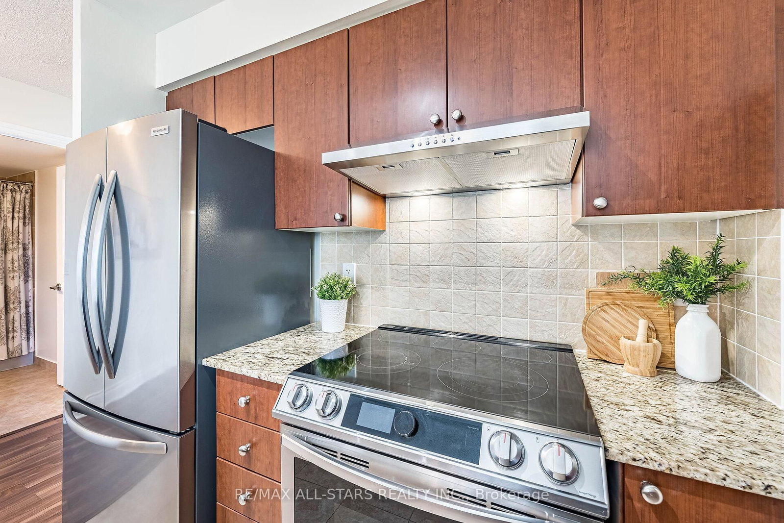 32 Clegg Road • #806 • Markham, ON photo 14