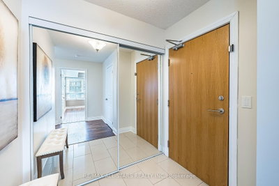 32 Clegg Road • #806 • Markham, ON photo 6
