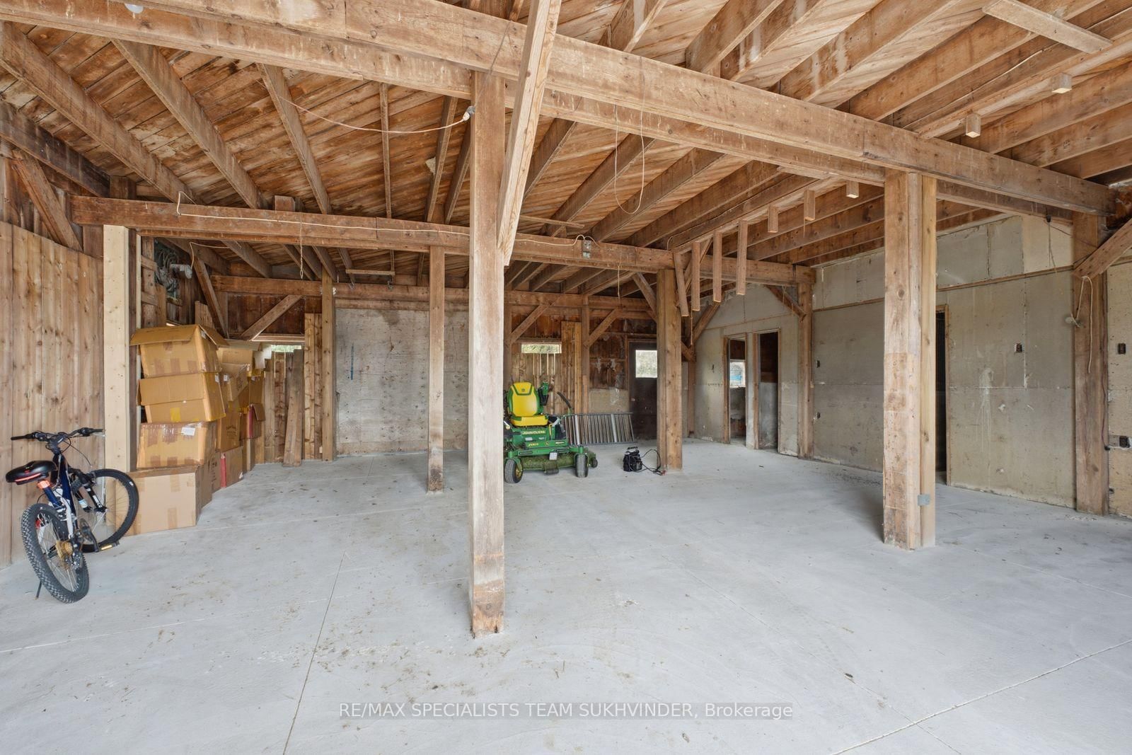 5521 Third Line • New Tecumseth, ON photo 40