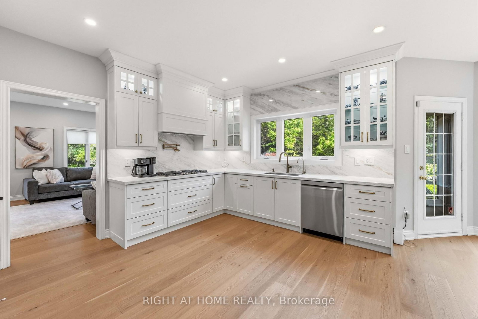 80 Edward Pottage Crescent • King, ON photo 17