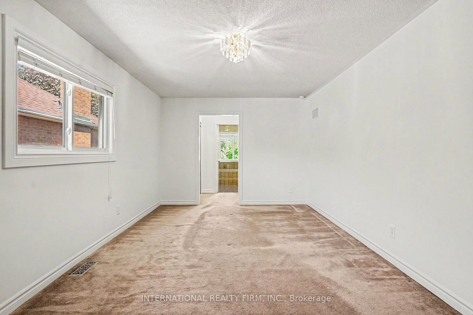 46 Heath Street • Richmond Hill, ON photo 13