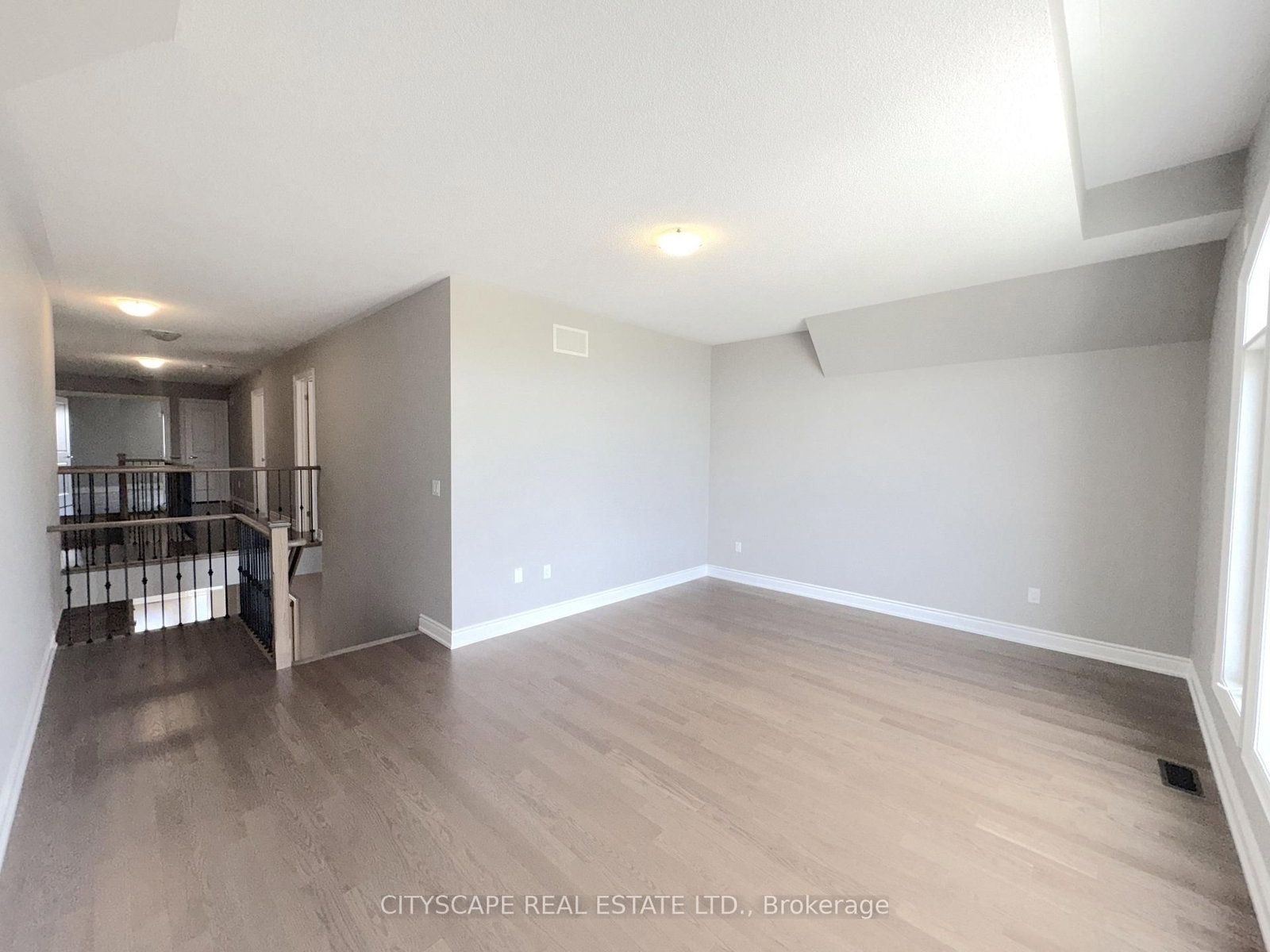 5 Pear Blossom Way • East Gwillimbury, ON photo 20