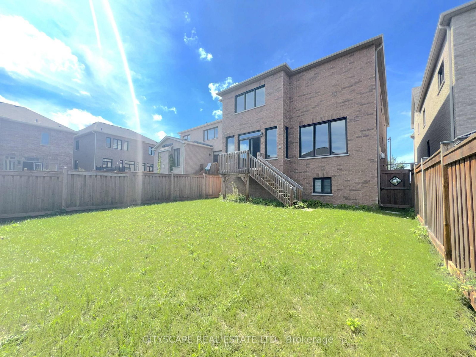 5 Pear Blossom Way • East Gwillimbury, ON photo 44