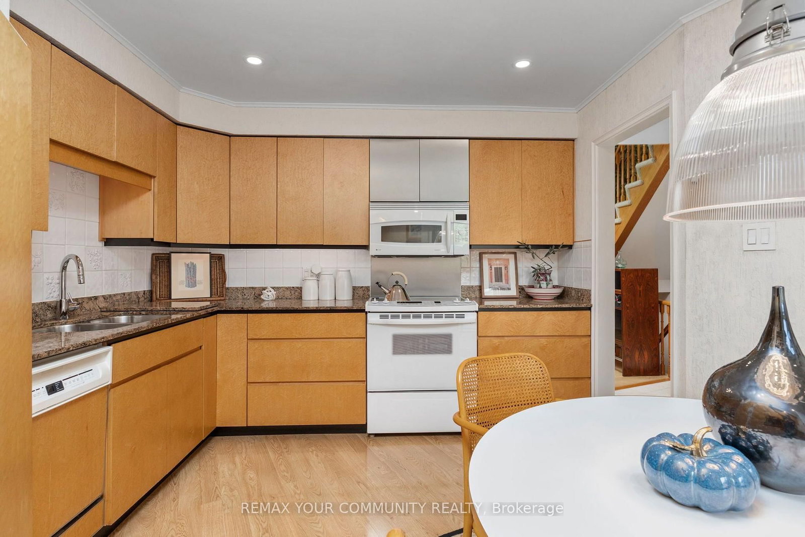 26 Quail Valley Drive • Markham, ON photo 14