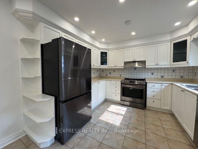 Main - 2 Pearson Avenue