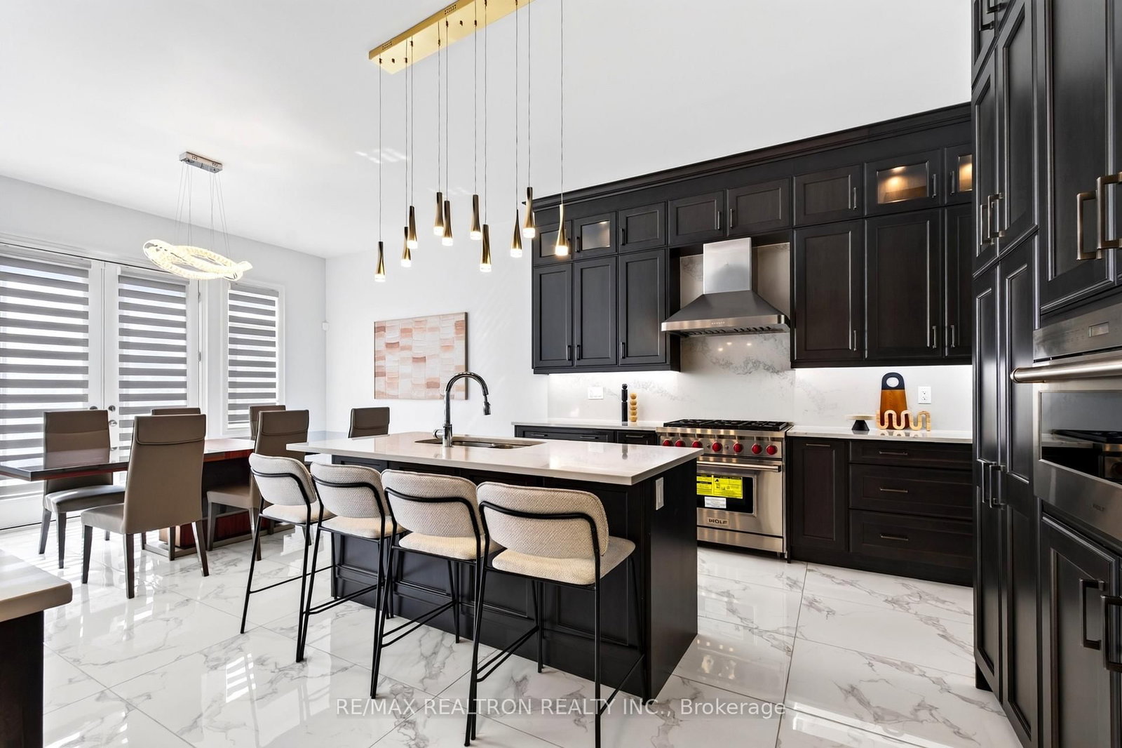 209 Hillsview Drive • Richmond Hill, ON photo 10