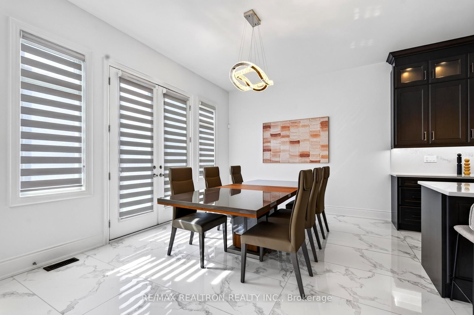 209 Hillsview Drive • Richmond Hill, ON photo 15