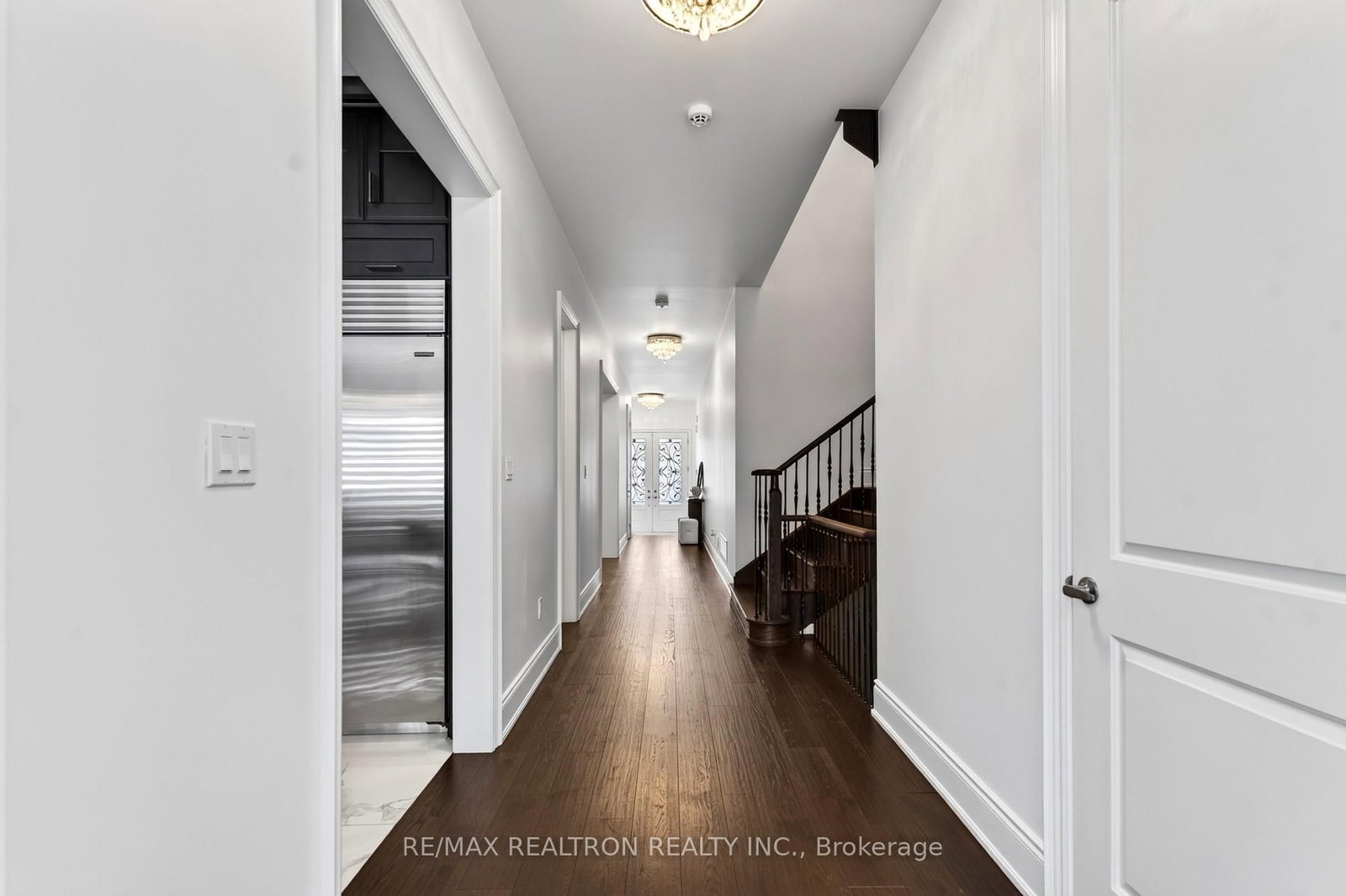 209 Hillsview Drive • Richmond Hill, ON photo 18