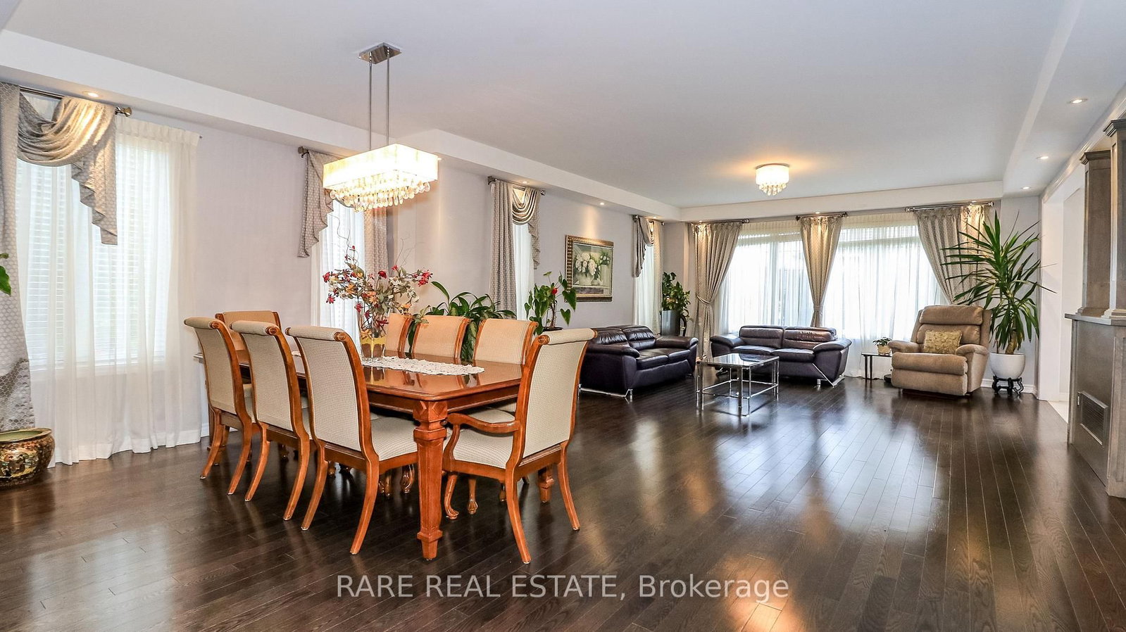 1350 LAWSON Street • Innisfil, ON photo 4