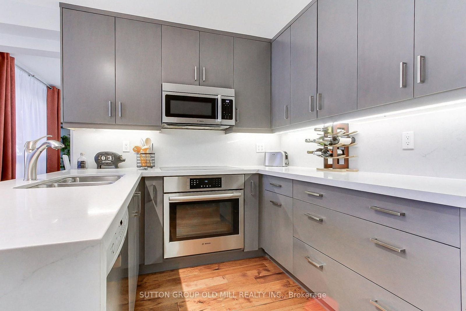 129 Robin Court • Newmarket, ON photo 15