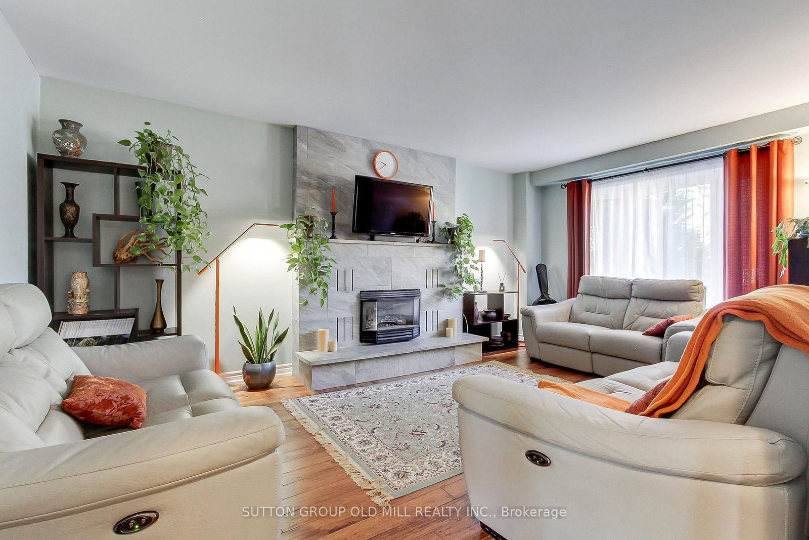 129 Robin Court • Newmarket, ON photo 20