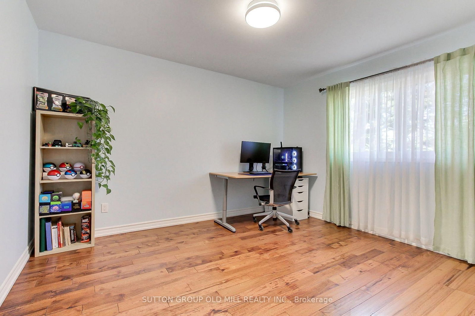 129 Robin Court • Newmarket, ON photo 31