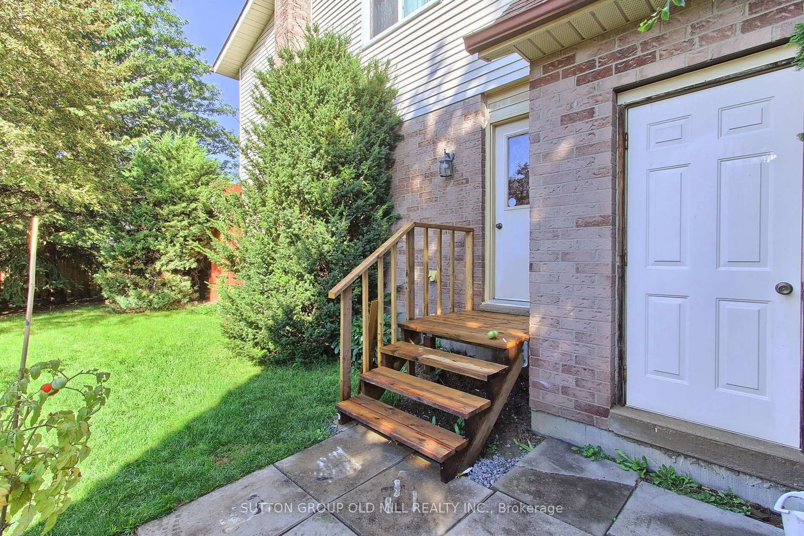 129 Robin Court • Newmarket, ON photo 49